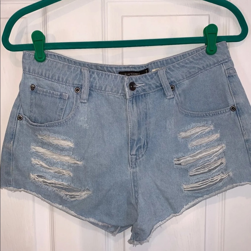 Ripped shorts 7